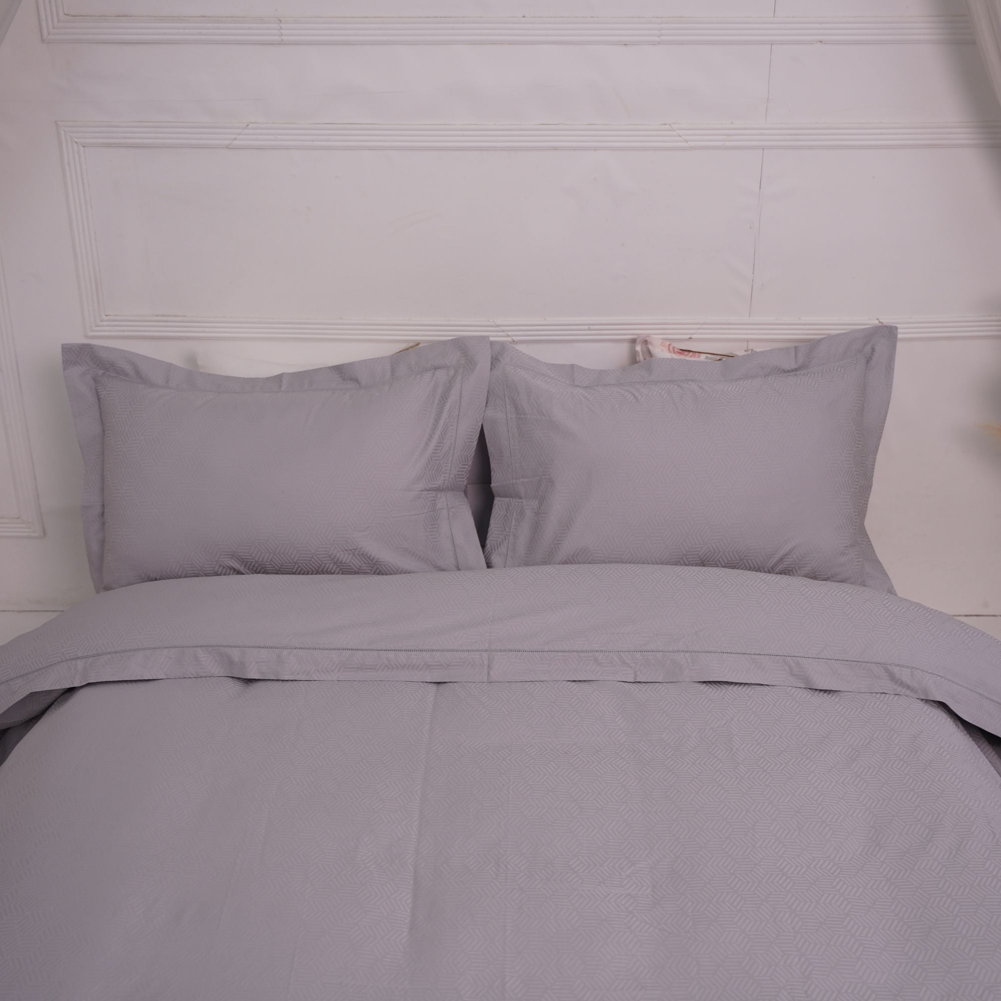 Jacquard Duvet Cover Set-Luxe Edition