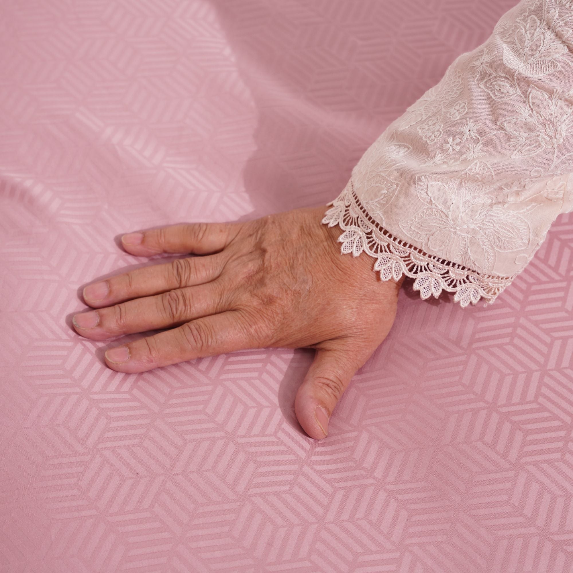 Jacquard Duvet Cover Set-Luxe Edition