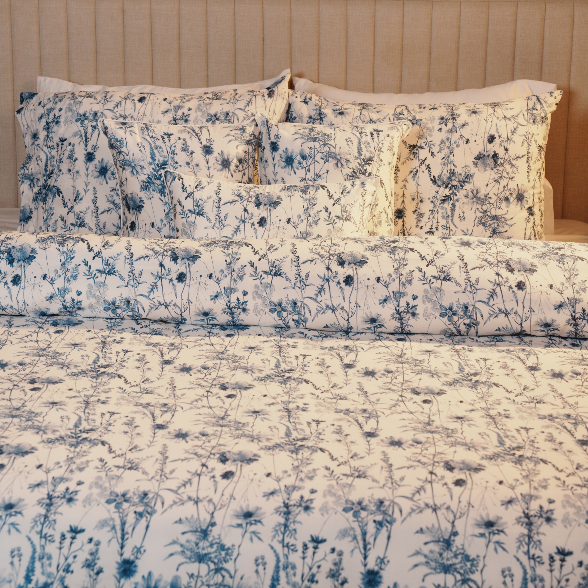 Floralis Pillows & Cushions