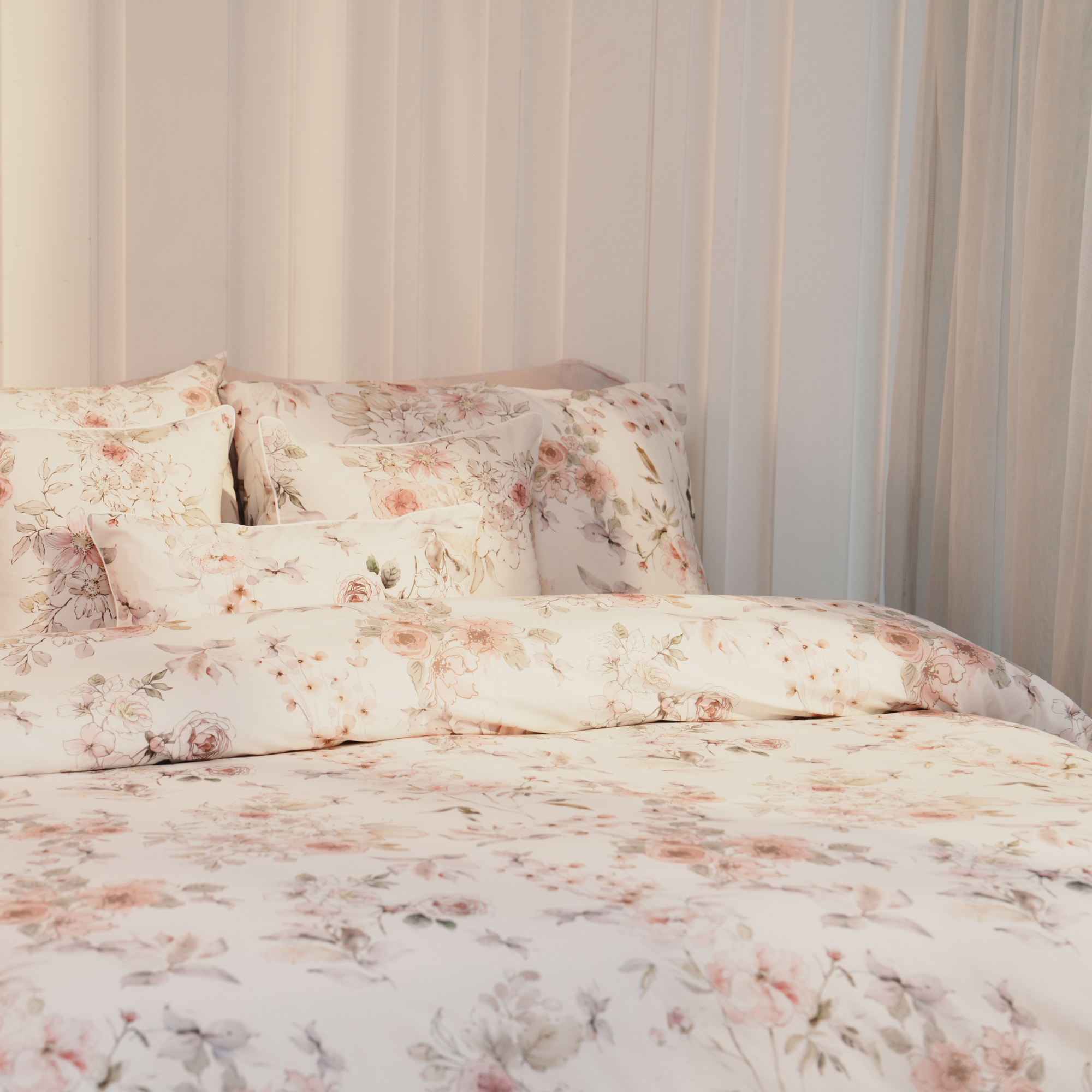 Petalis Bed Sheet Set